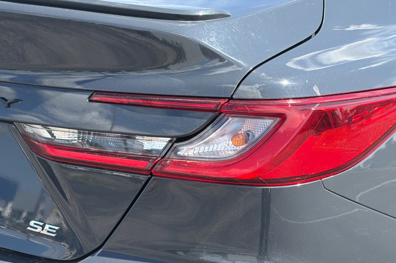 Used 2025 Toyota Camry SE FWD image 39
