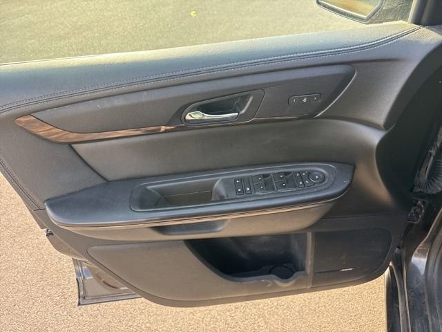 Used 2015 GMC Acadia Denali image 14