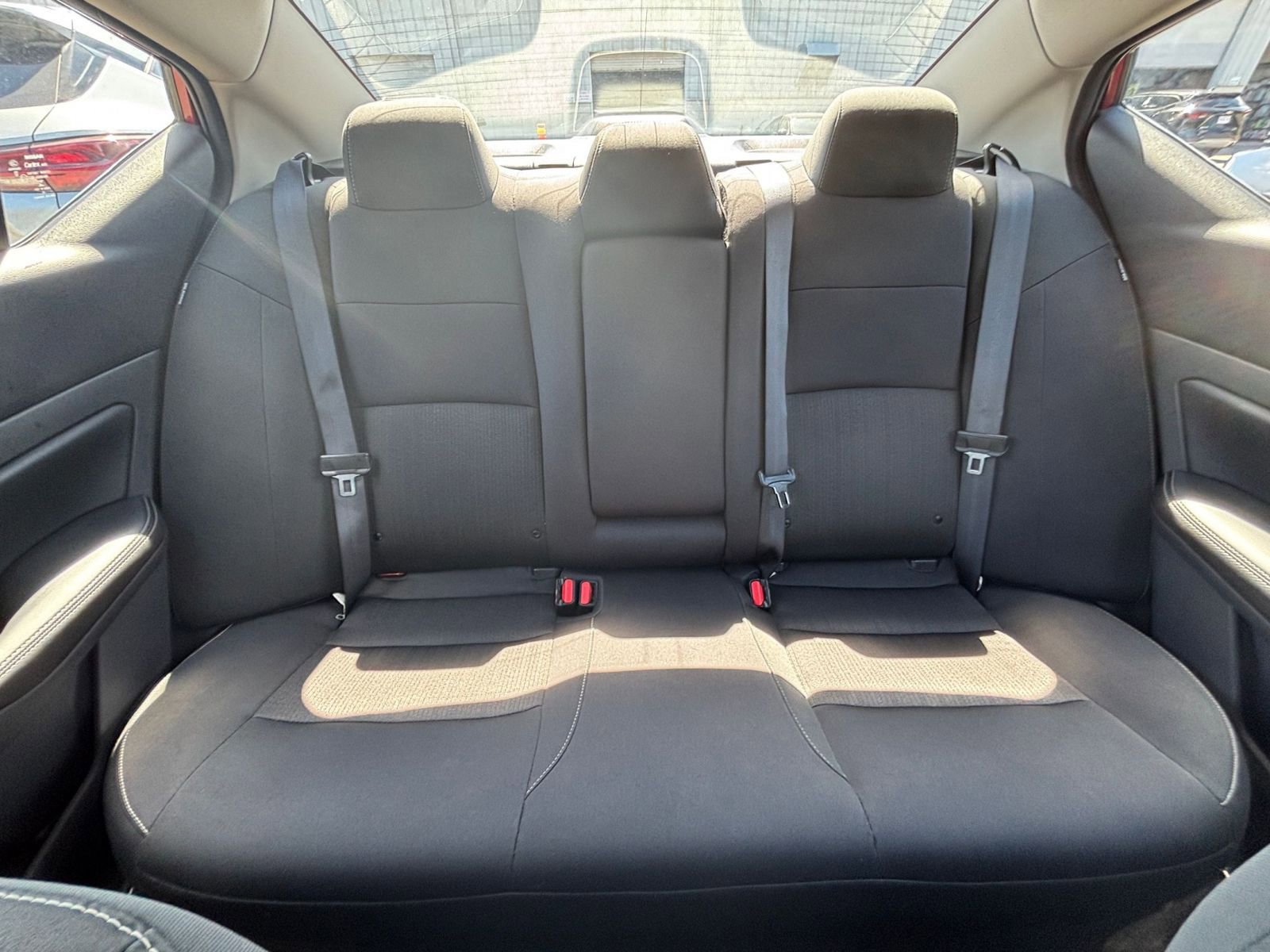 Used 2025 Nissan Altima 2.5 SV FWD image 38