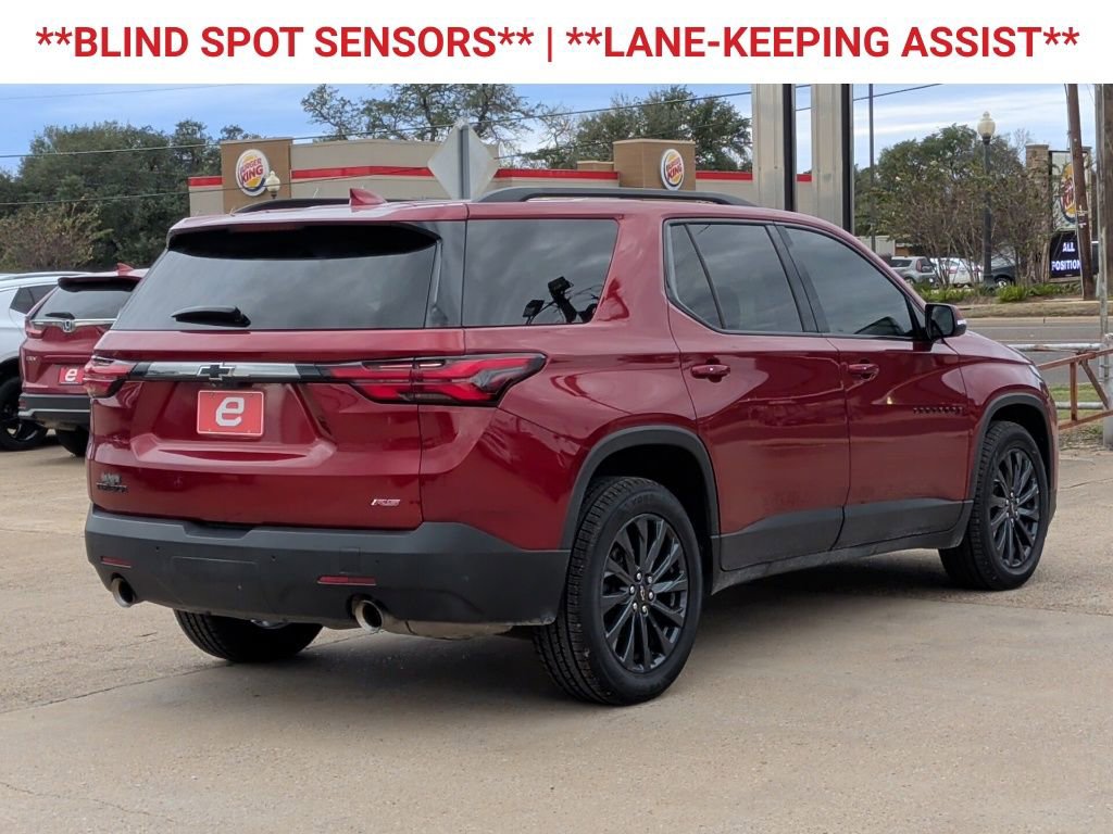Used 2022 Chevrolet Traverse RS image 8