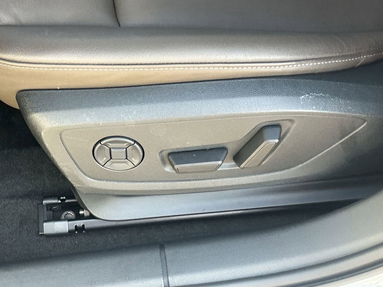 Used 2025 Audi A3 2.0T Premium w/ Convenience Package image 17