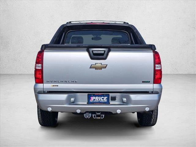 Used 2011 Chevrolet Avalanche LT w/ Suspension Package, Off-Road RWD image 6
