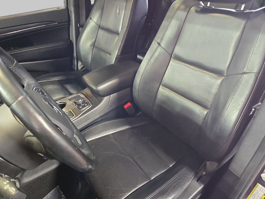 Used 2019 Jeep Grand Cherokee Limited w/ Luxury Group II AWD/4WD image 19