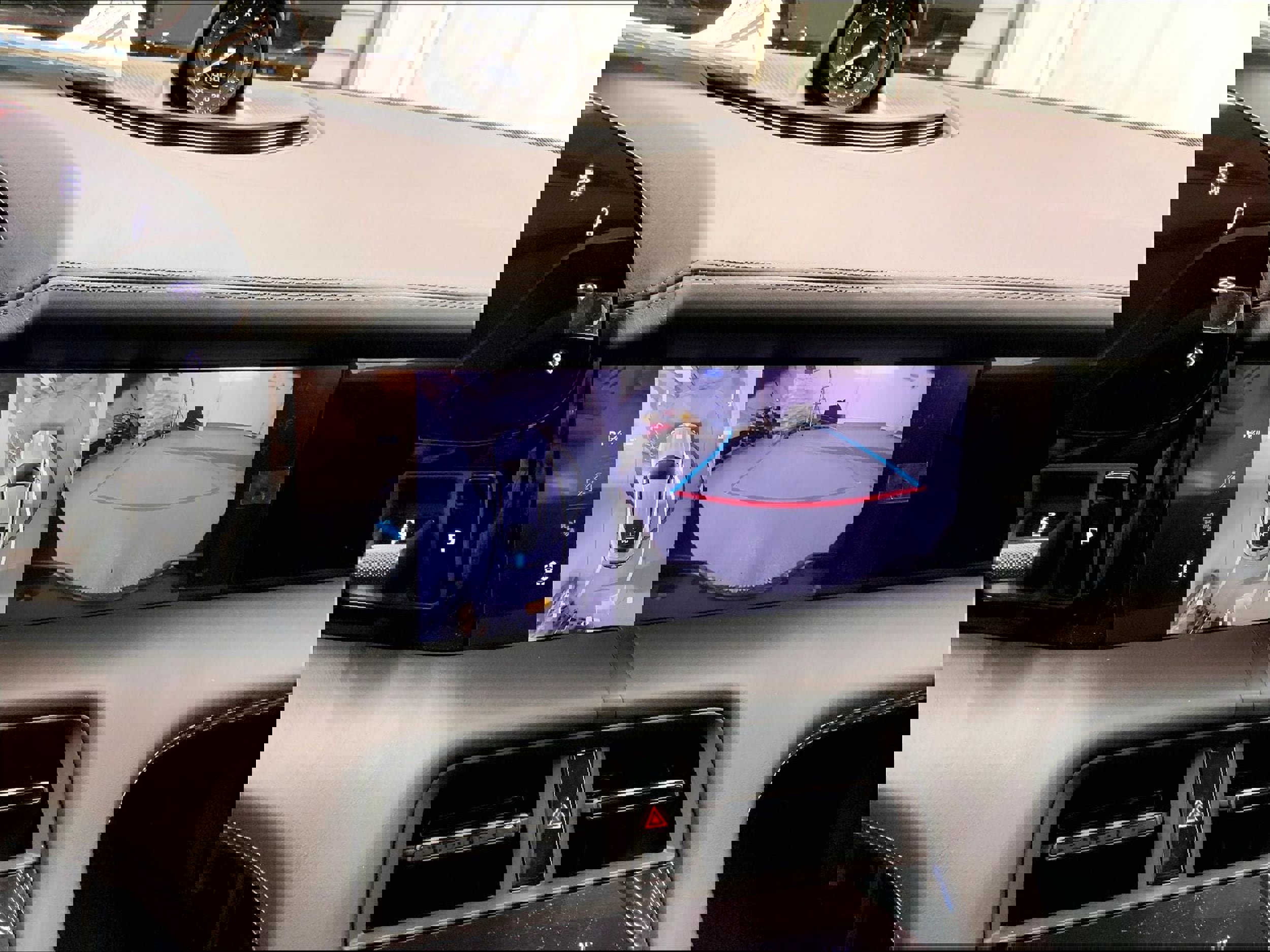 New 2026 Porsche Taycan 4 image 15