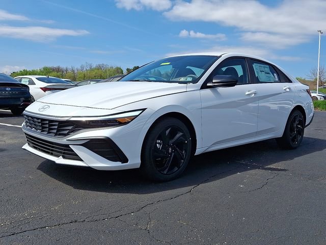 New 2026 Hyundai Elantra Sport w/ Cargo Package FWD image 2