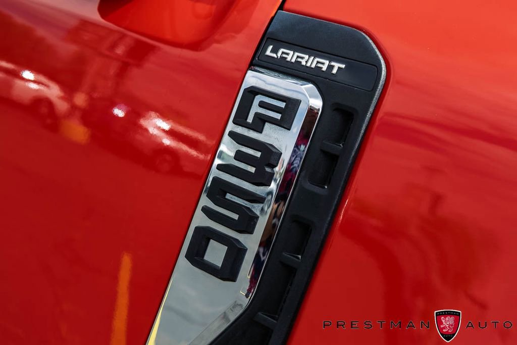 Used 2023 Ford F350 Lariat w/ Lariat Ultimate Package image 4