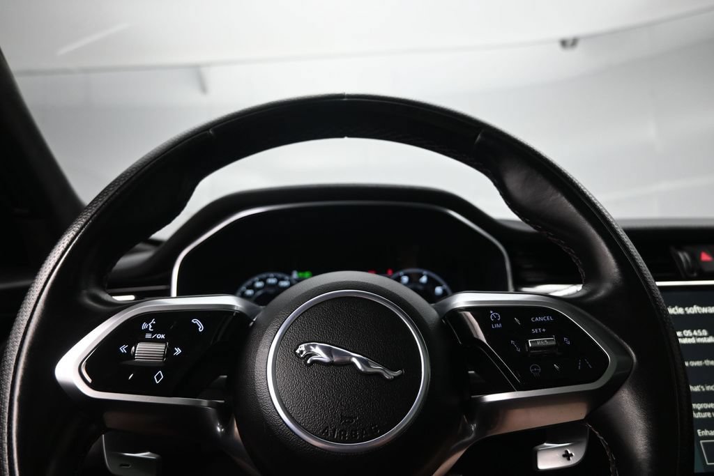 Used 2021 Jaguar F-PACE SVR AWD/4WD image 14