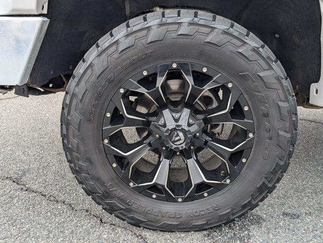 Used 2024 Chevrolet Silverado 2500 LTZ w/ LTZ Convenience Package AWD/4WD image 12