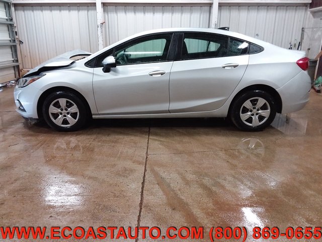 Used 2018 Chevrolet Cruze LS FWD image 6