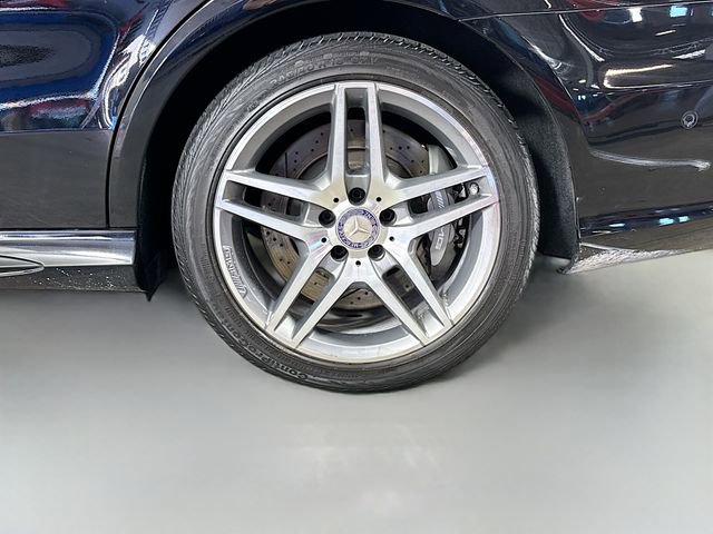 Used 2016 Mercedes-Benz E 400 4MATIC Sedan image 34