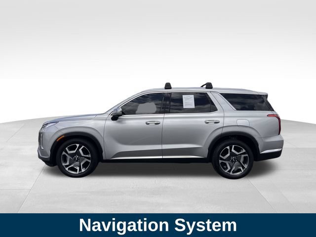 Used 2024 Hyundai Palisade Limited FWD image 2