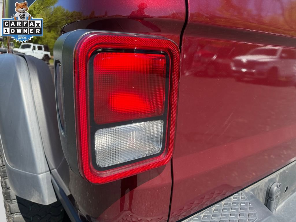 Used 2021 Jeep Gladiator Mojave w/ Cold Weather Group AWD/4WD image 21