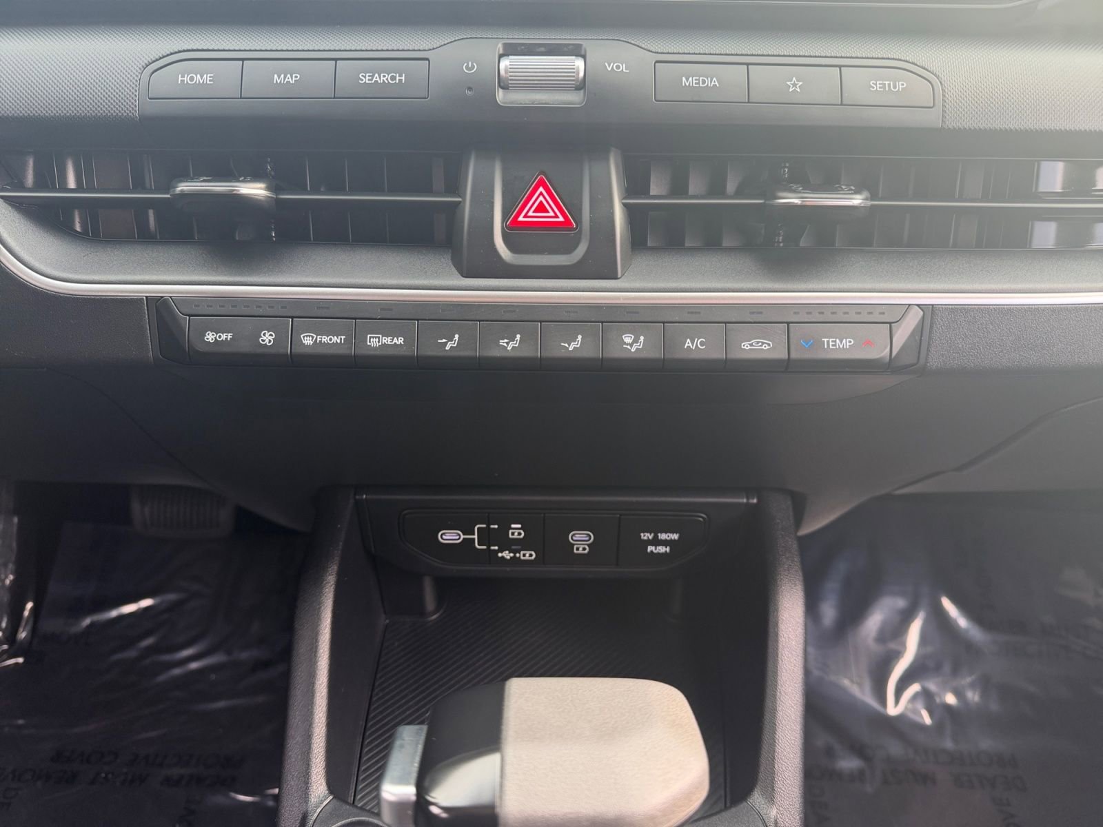 Used 2025 Kia K4 LXS image 17