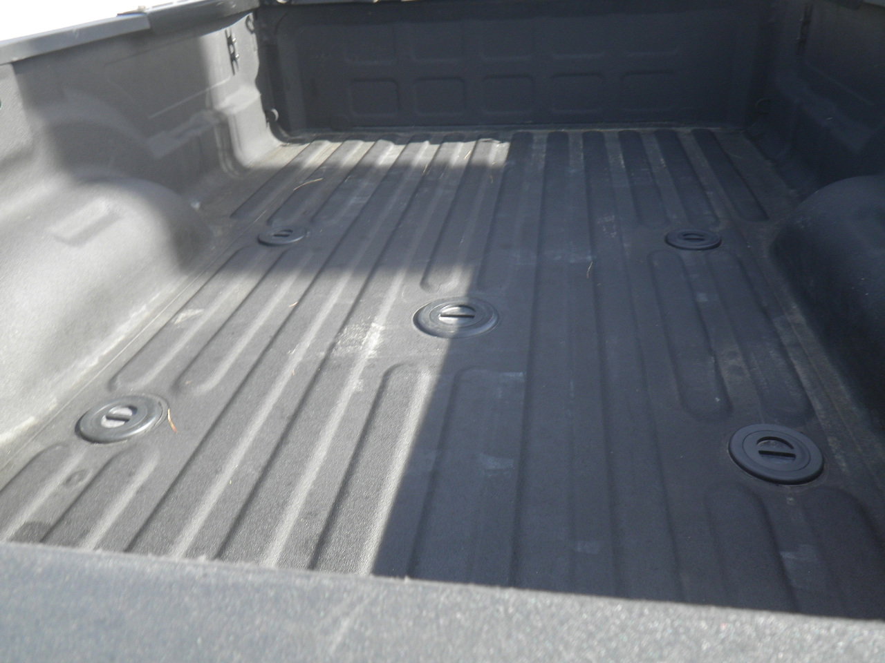 Used 2022 RAM 3500 Laramie image 13