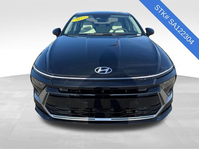 Used 2025 Hyundai Sonata SEL image 2