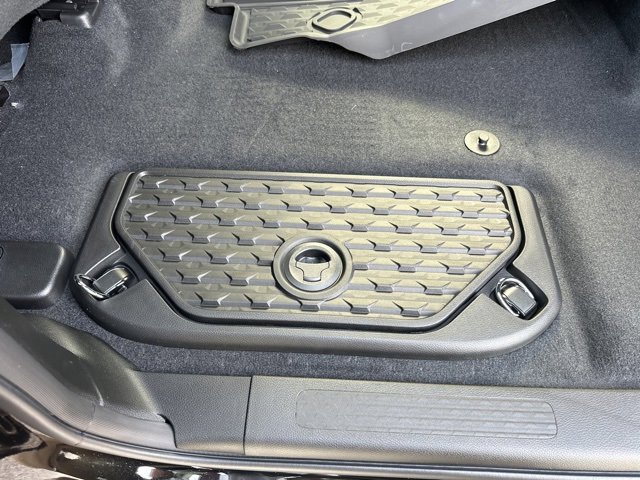 New 2026 RAM 1500 4x4 Crew Cab image 36