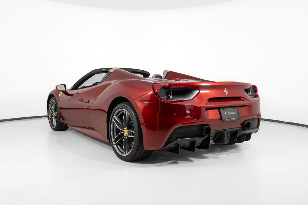 Used 2019 Ferrari 488 Spider RWD image 4