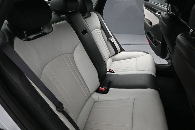 Used 2019 Genesis G80 3.3T Sport RWD image 22