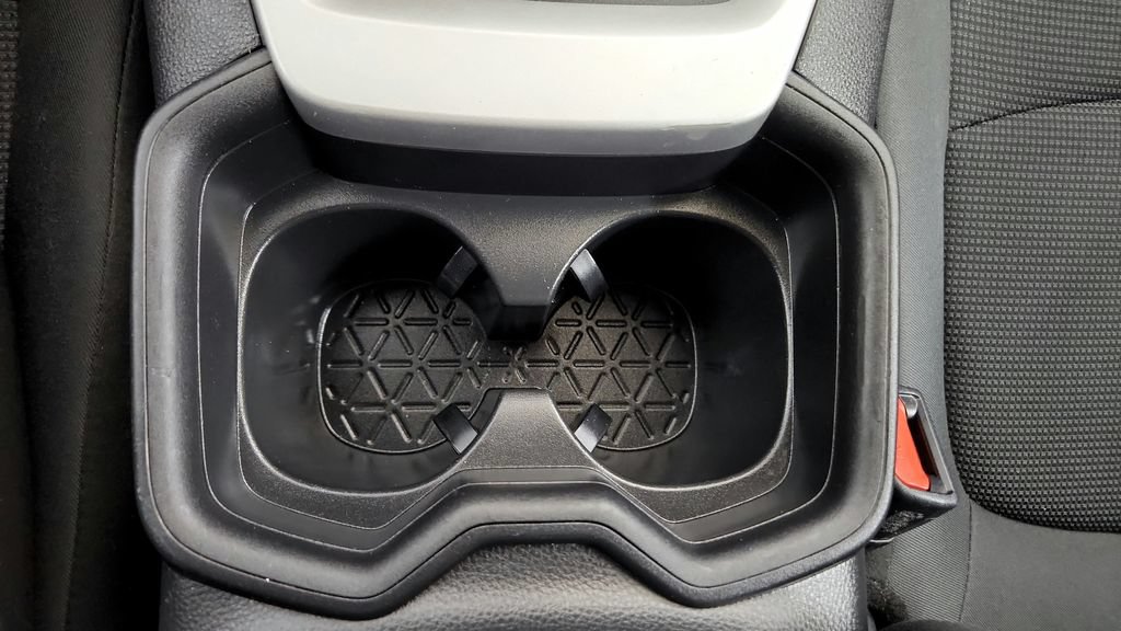 Certified 2021 Toyota RAV4 LE FWD image 34