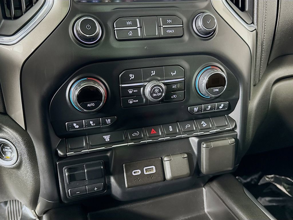 Used 2021 Chevrolet Silverado 2500 LTZ w/ LTZ Convenience Package image 20