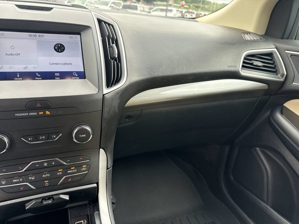 Used 2020 Ford Edge SEL w/ Convenience Package AWD/4WD image 11