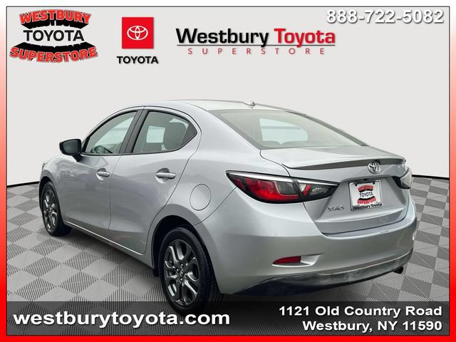 Used 2019 Toyota Yaris LE FWD image 9