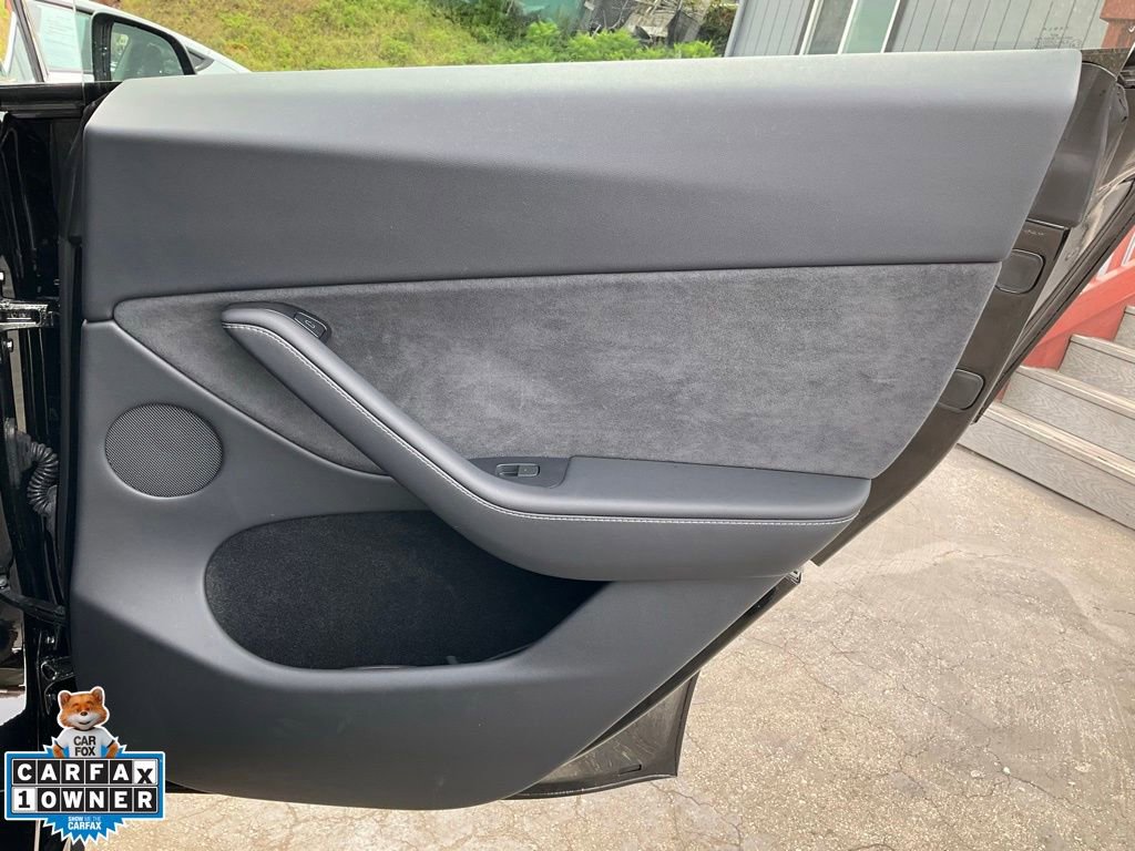 Used 2024 Tesla Model Y Long Range image 62