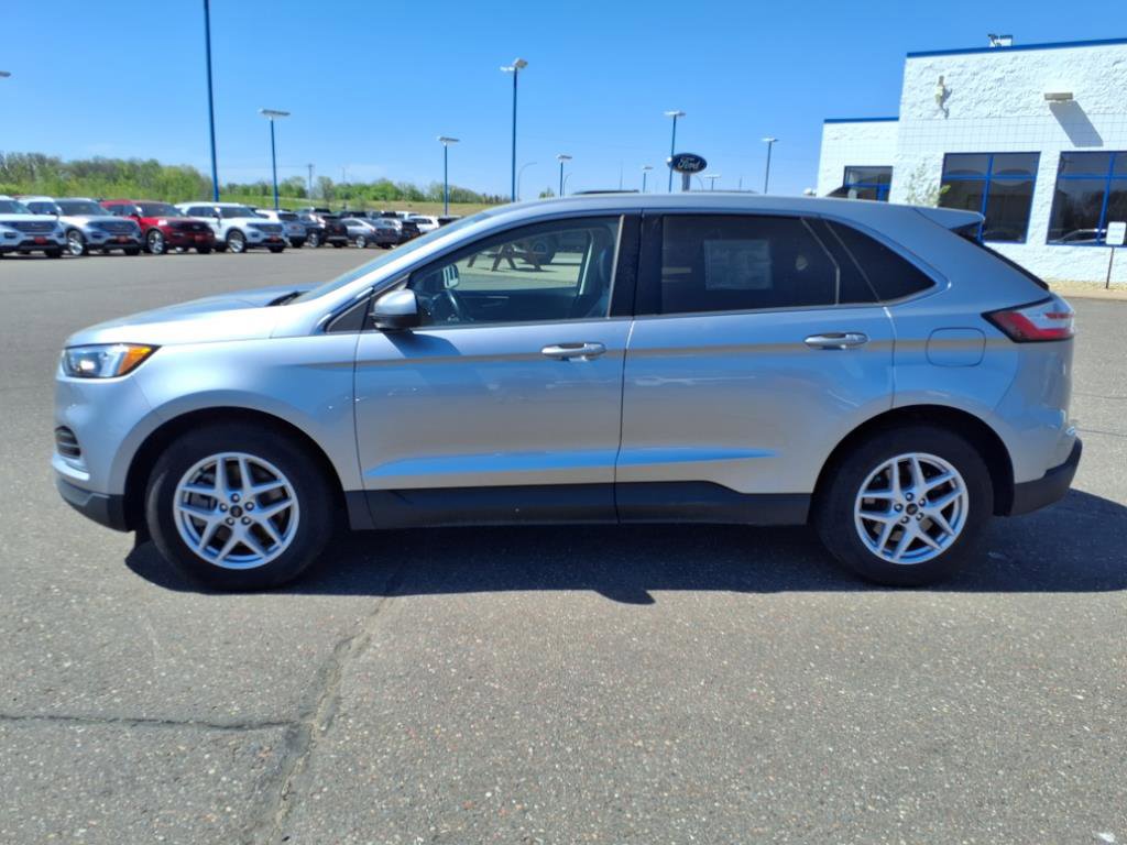 Certified 2023 Ford Edge SEL image 2