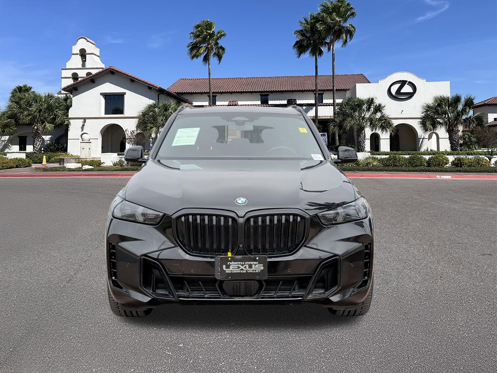 Used 2025 BMW X5 xDrive40i w/ Executive Package image 6