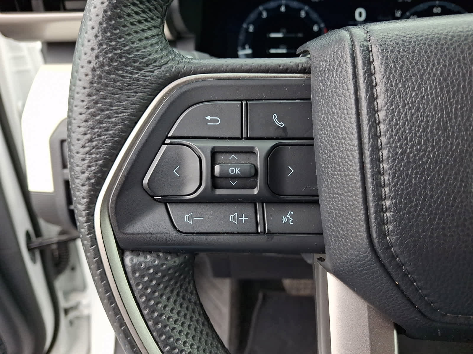 Certified 2024 Toyota Tacoma TRD Off-Road image 24