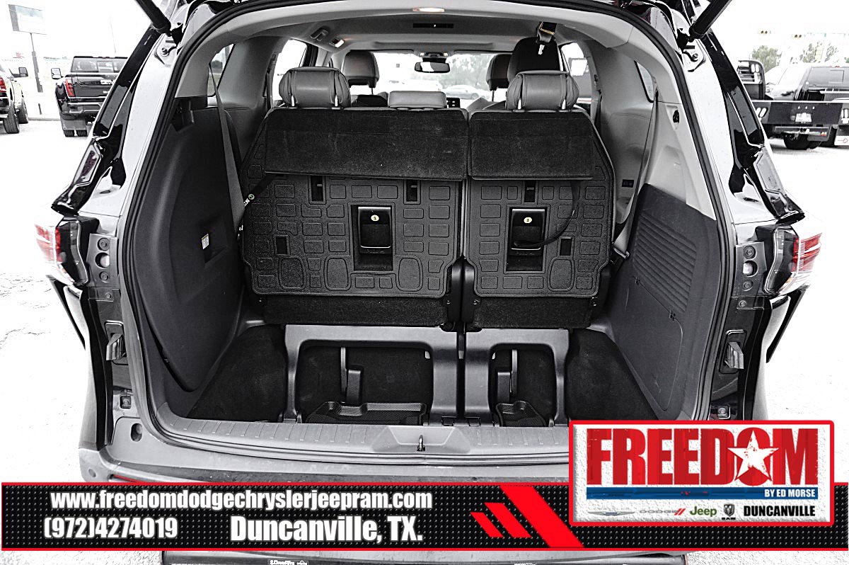 Used 2021 Toyota Sienna XLE FWD image 44