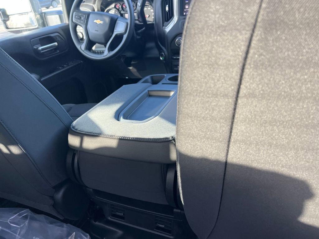New 2026 Chevrolet Silverado 3500 W/T image 28