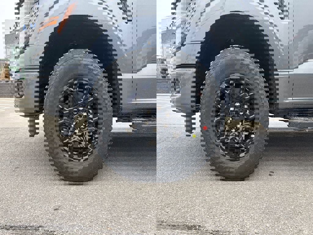 New 2026 Ford F150 XLT w/ Equipment Group 302A MID image 35