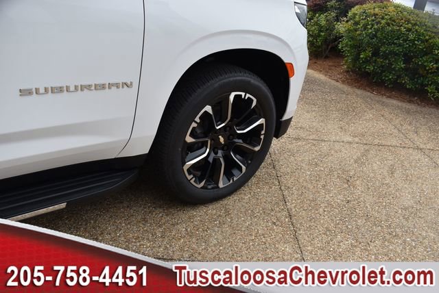 Used 2022 Chevrolet Suburban LS w/ Driver Alert Package RWD image 13