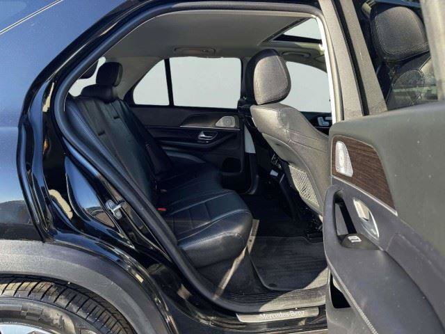 Used 2020 Mercedes-Benz GLE 450 4MATIC w/ Premium Package image 42