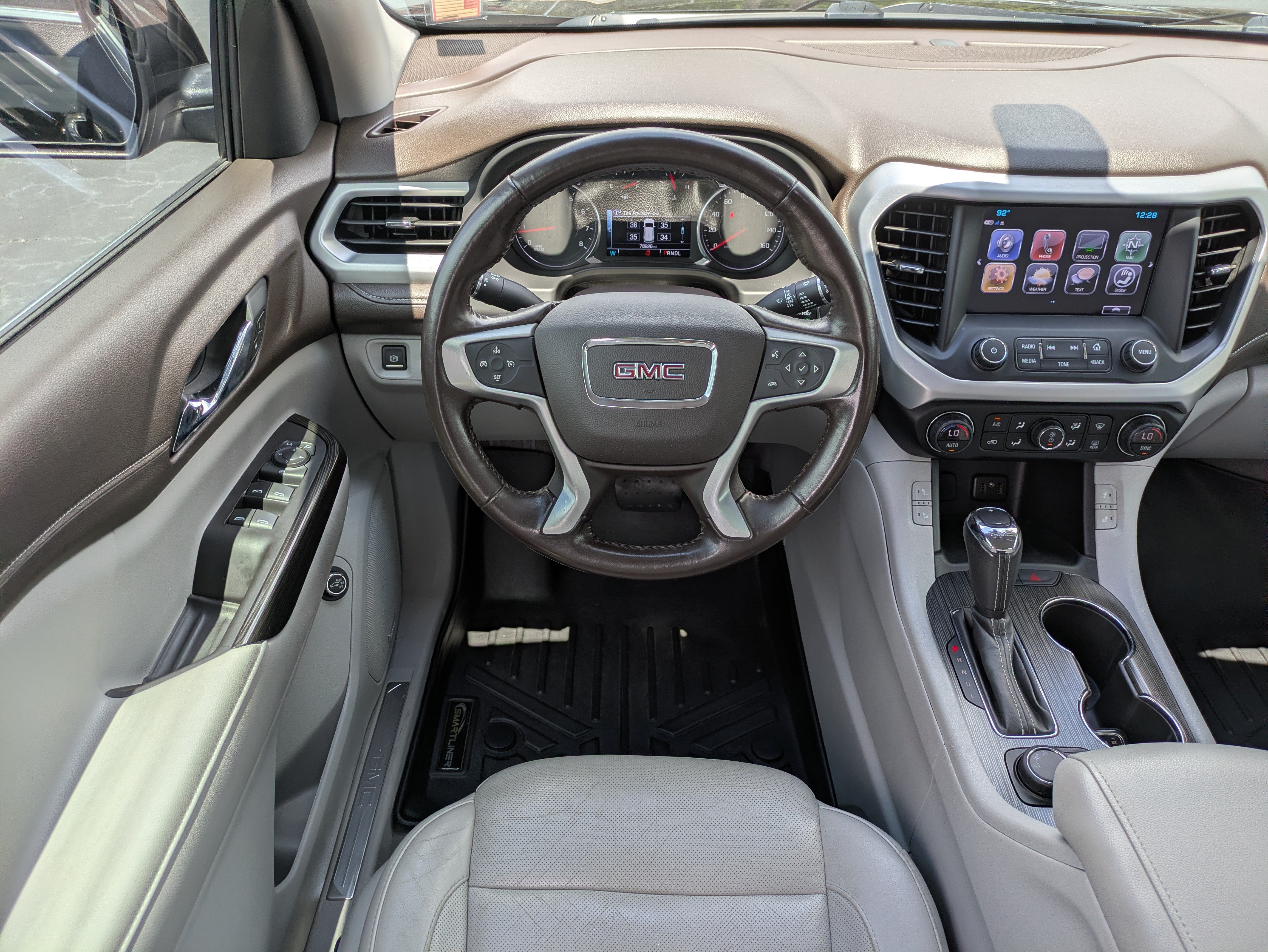 Used 2019 GMC Acadia SLT FWD image 14
