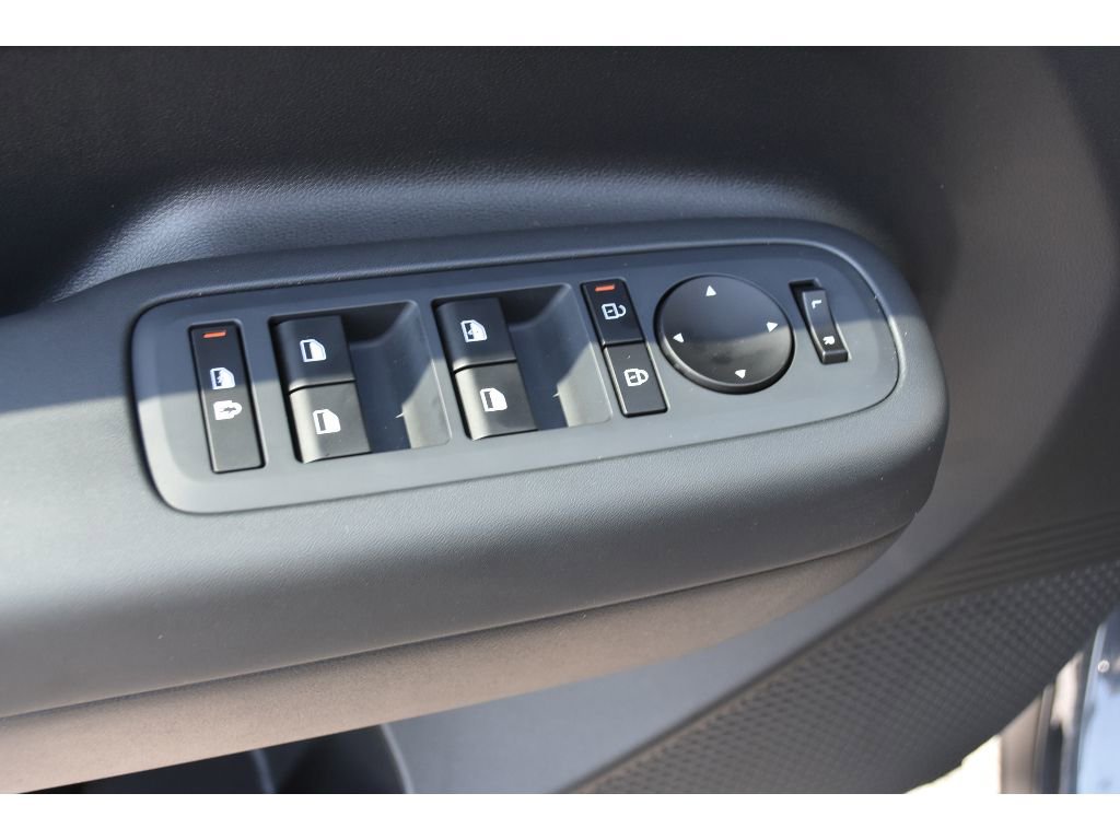 New 2026 Hyundai Santa Fe SE image 18