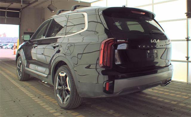 Used 2025 Kia Telluride S image 5