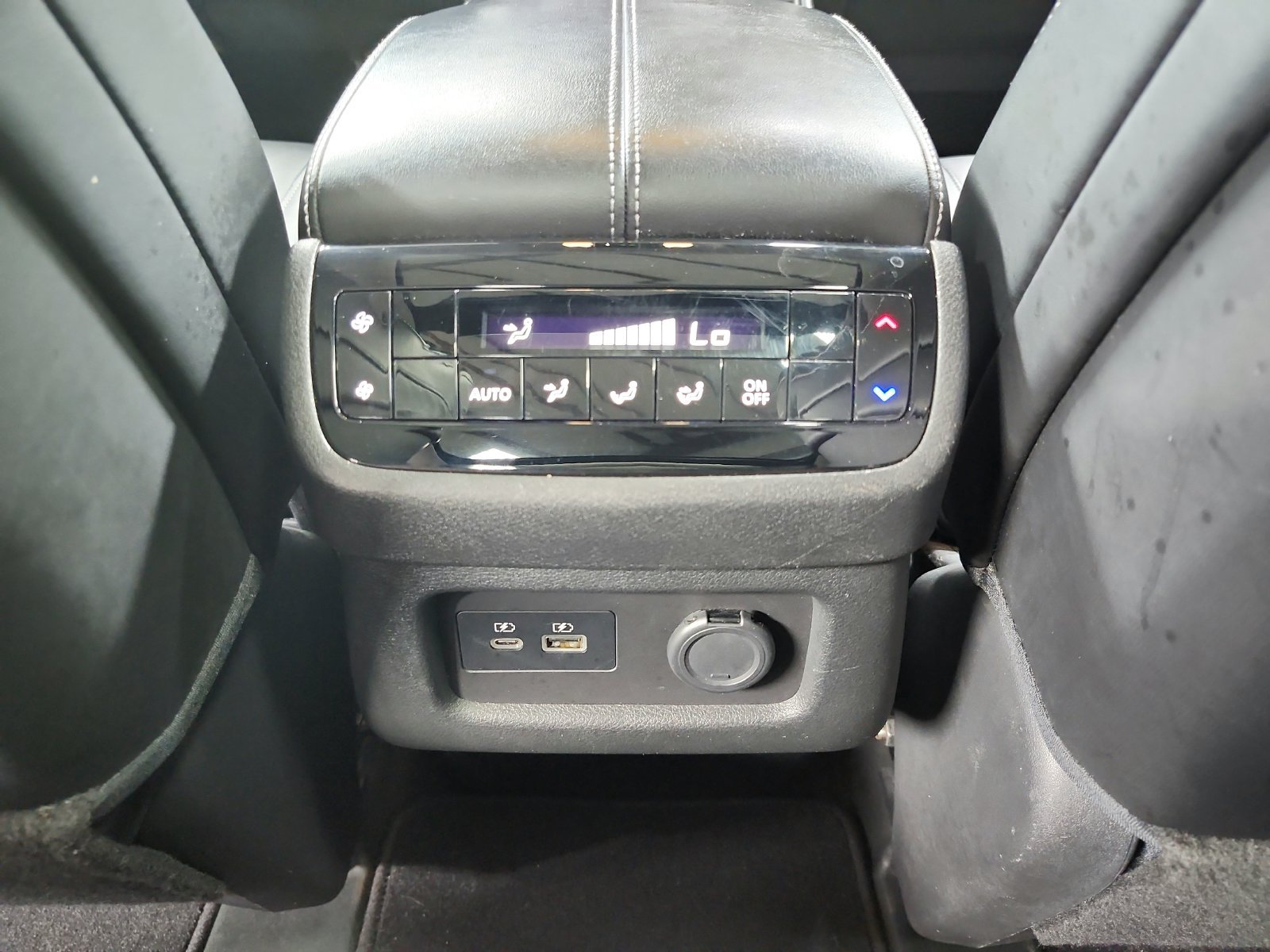 Used 2023 INFINITI QX60 Luxe w/ Cargo Package AWD/4WD image 38