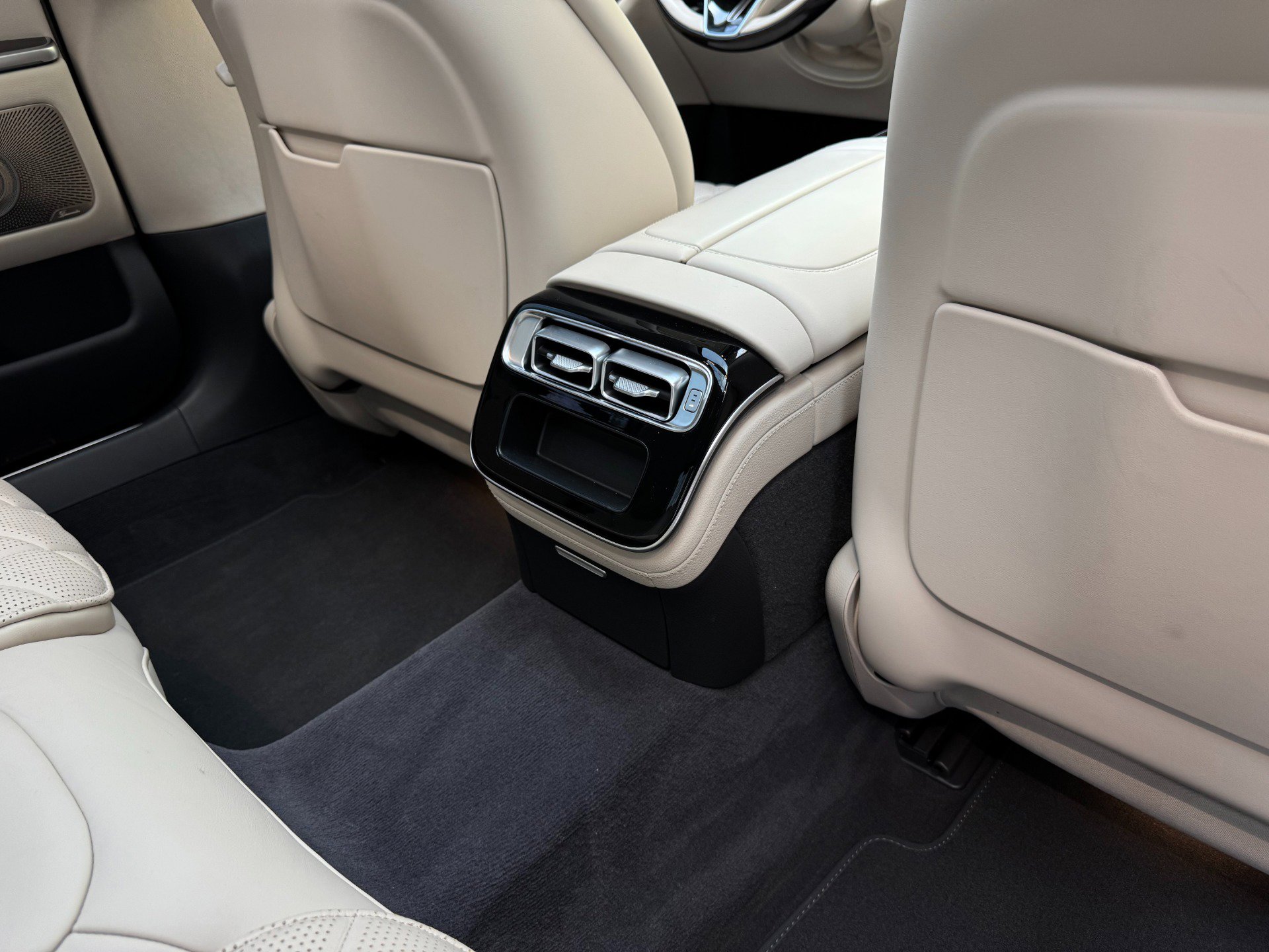 Used 2022 Mercedes-Benz S 580 4MATIC Sedan image 35