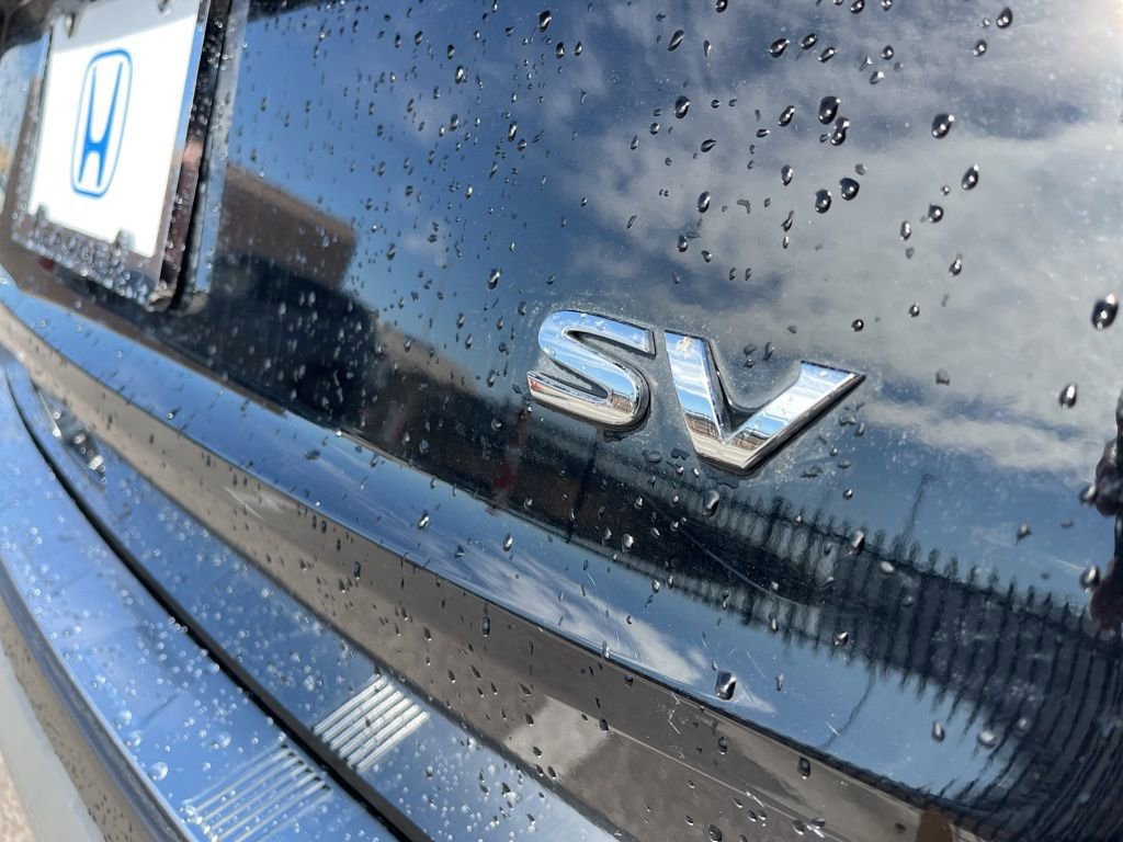 Used 2023 Nissan Rogue SV image 9