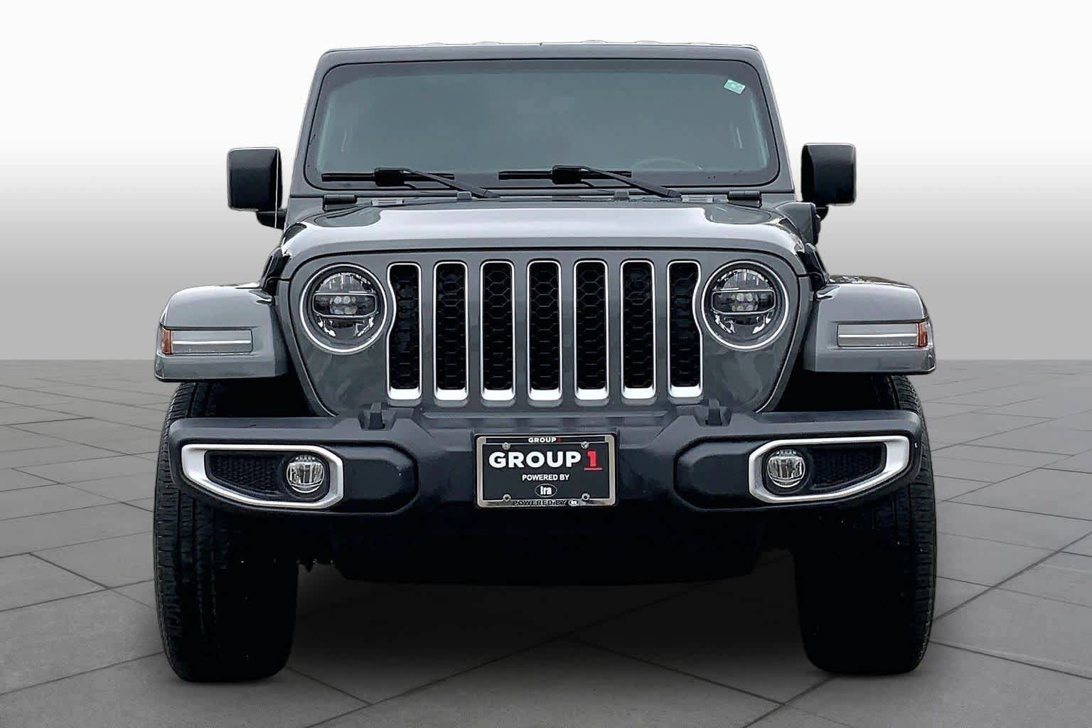 Used 2021 Jeep Wrangler Unlimited Sahara w/ Cold Weather Group AWD/4WD image 4