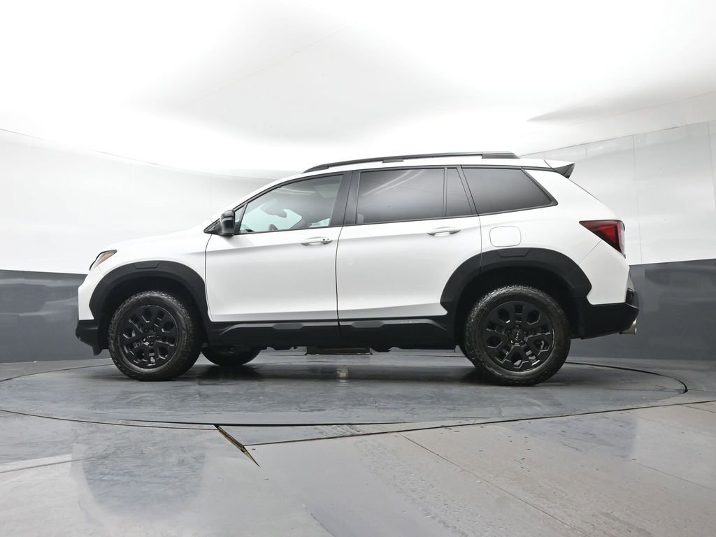 Used 2023 Honda Passport TrailSport image 29