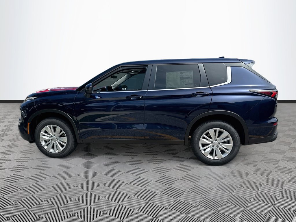 New 2026 Mitsubishi Outlander ES FWD image 8