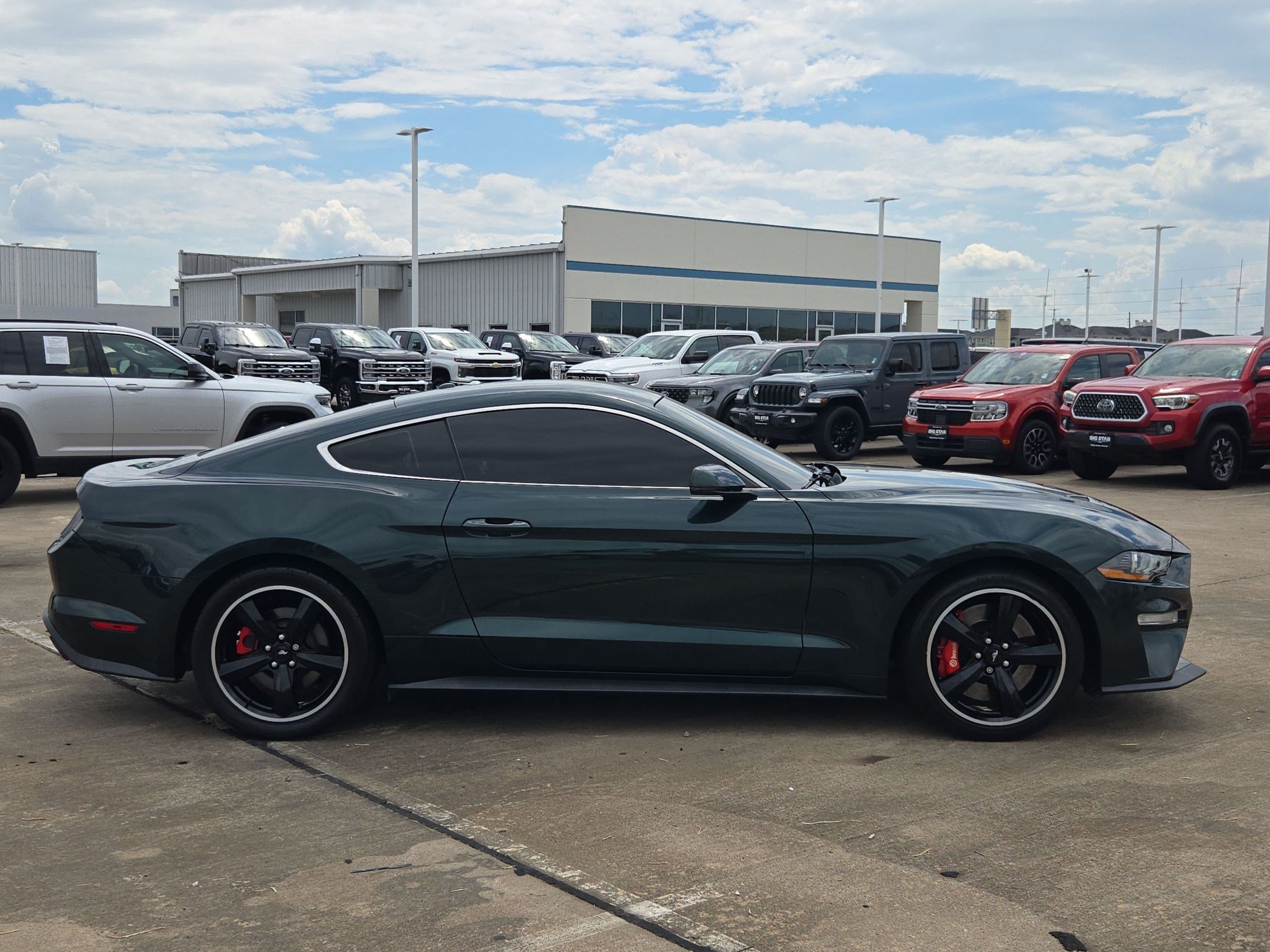 Used 2019 Ford Mustang Bullitt w/ Bullitt Electronics Package RWD image 2