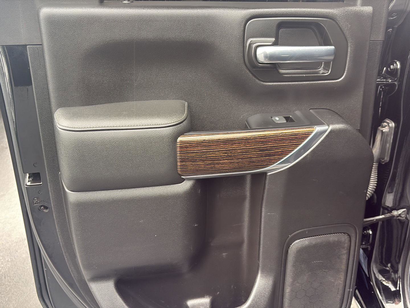 Used 2022 GMC Sierra 3500 SLE w/ SLE Value Package AWD/4WD image 25