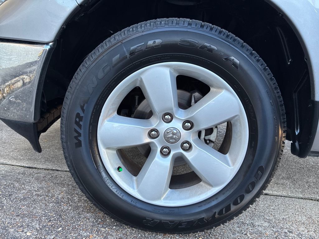 Used 2024 RAM 1500 Classic SLT image 27