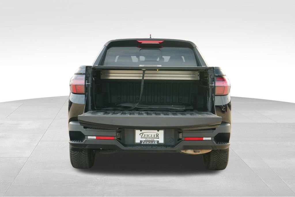 Certified 2022 Hyundai Santa Cruz SEL w/ Activity Package image 11