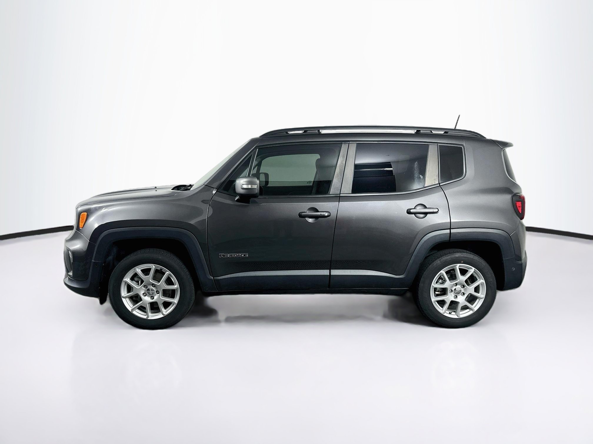 Used 2021 Jeep Renegade Limited w/ Sun & Sound Group AWD/4WD image 4