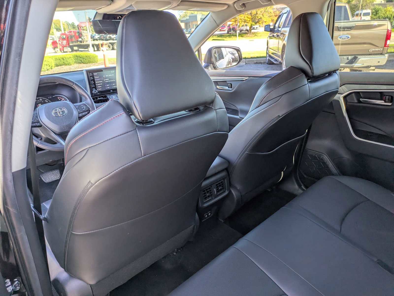 Used 2020 Toyota RAV4 TRD Off-Road image 17